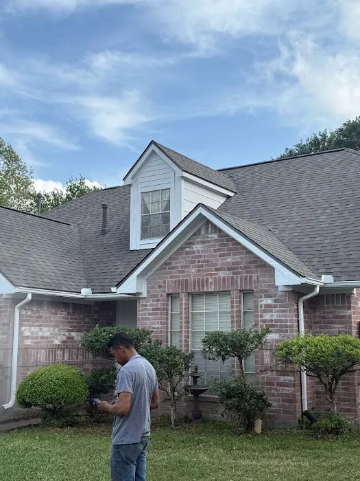 LMM Roofing Picture 3