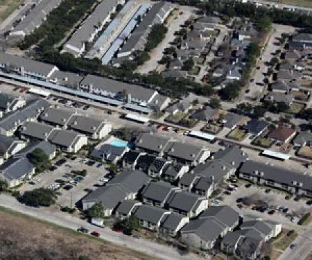 Long Point Roofing - Larry D. Kolb, II