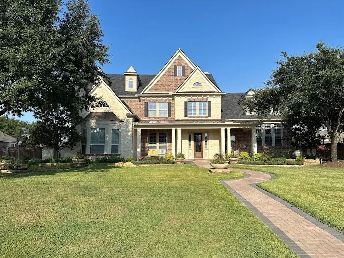 HTX Roofing & Restoration Picture 7