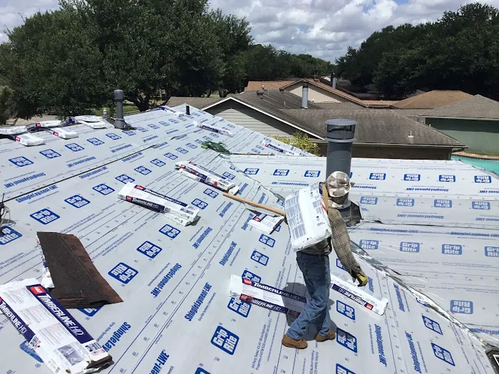 Cruz roofing & remodeling Picture 3