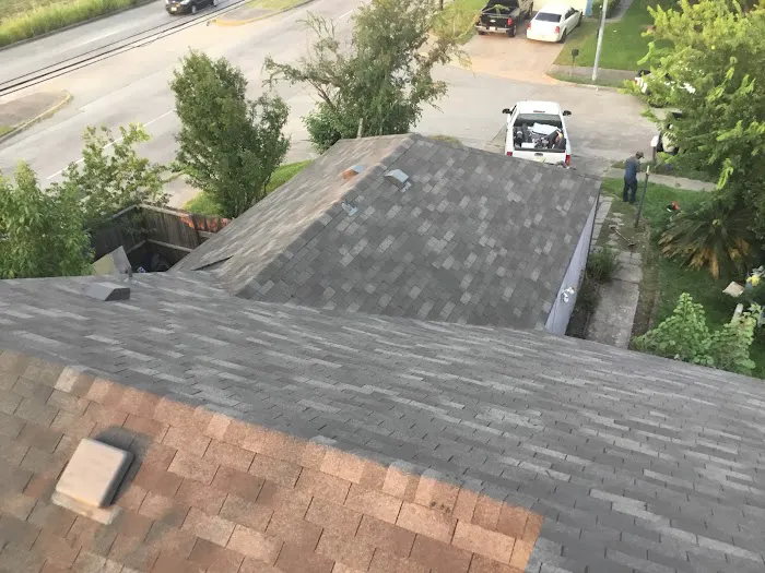 Cruz roofing & remodeling Picture 2