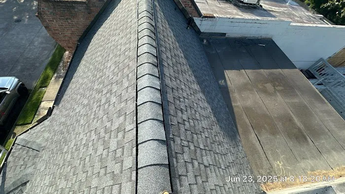 Heart Roofing LLC Picture 1