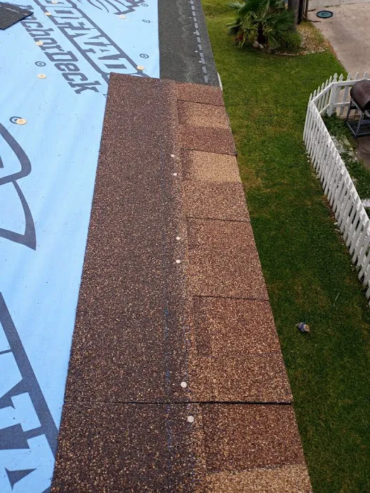 Cedros construction service Picture 3