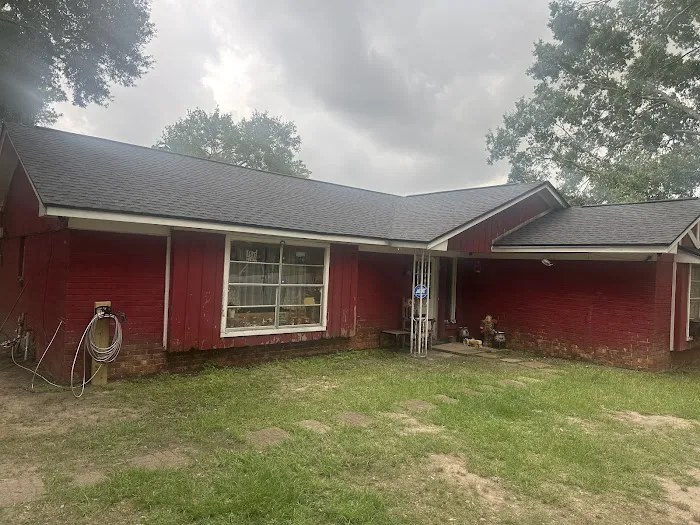 I & E Royal Roofing LLC. Picture 1