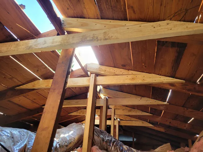 I & E Royal Roofing LLC. Picture 6