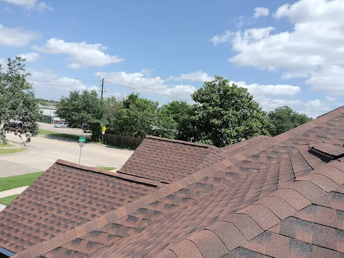 Elizondo Roofing Home Improvement Picture 4