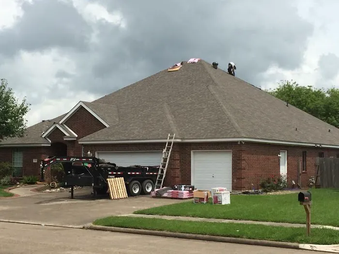 Expert Roof and Remodeling Picture 2