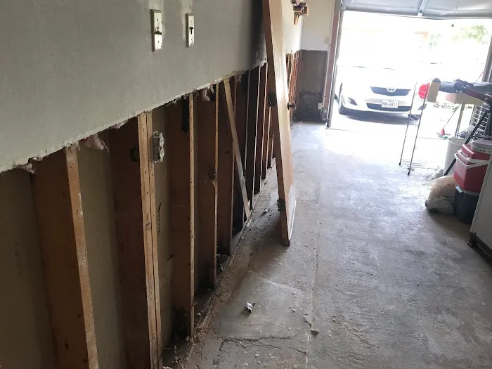 Expert Roof and Remodeling Picture 8