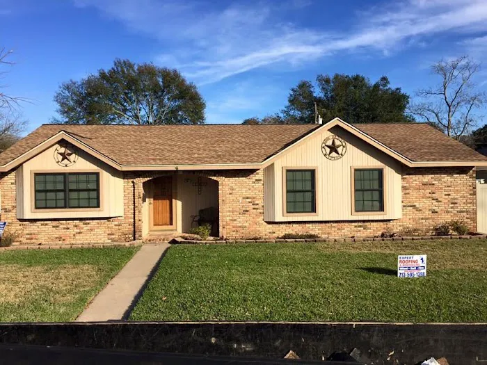 Expert Roof and Remodeling Picture 3