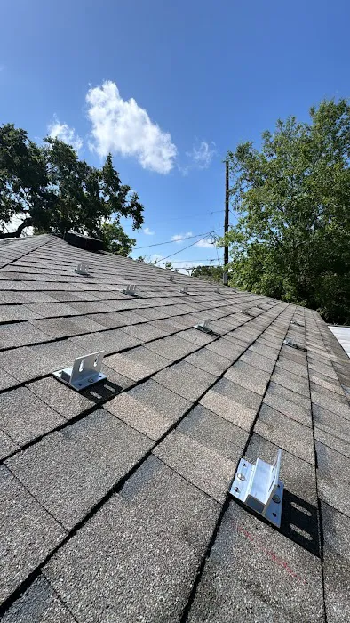 Azul Roofing & Construction LLC Picture 1