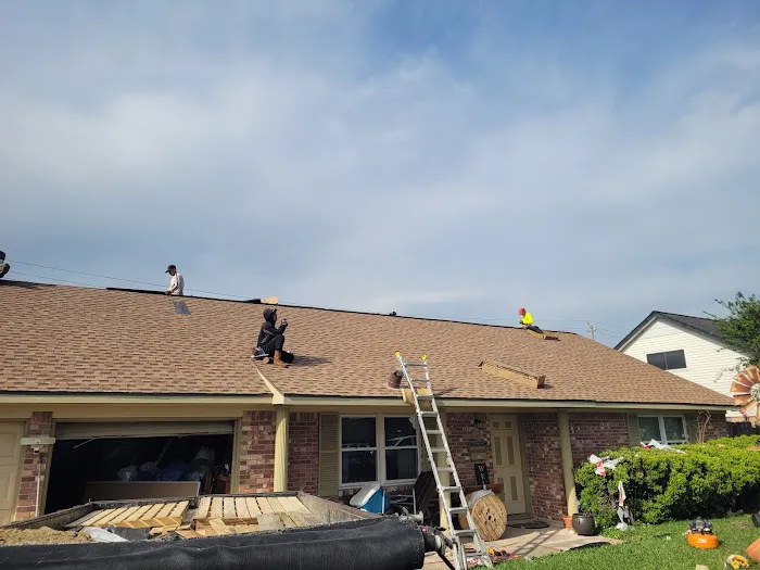 Trace Roofing & Construction, LLC Picture 2