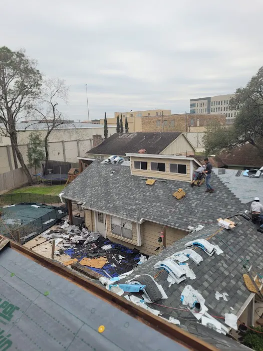 Trace Roofing & Construction, LLC Picture 1