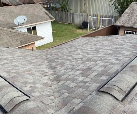 Miranda's Roofing LLC