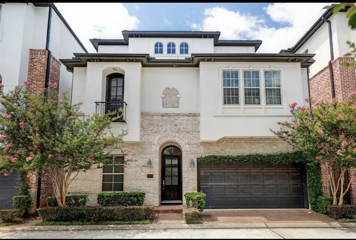 Lucid Services Picture 5