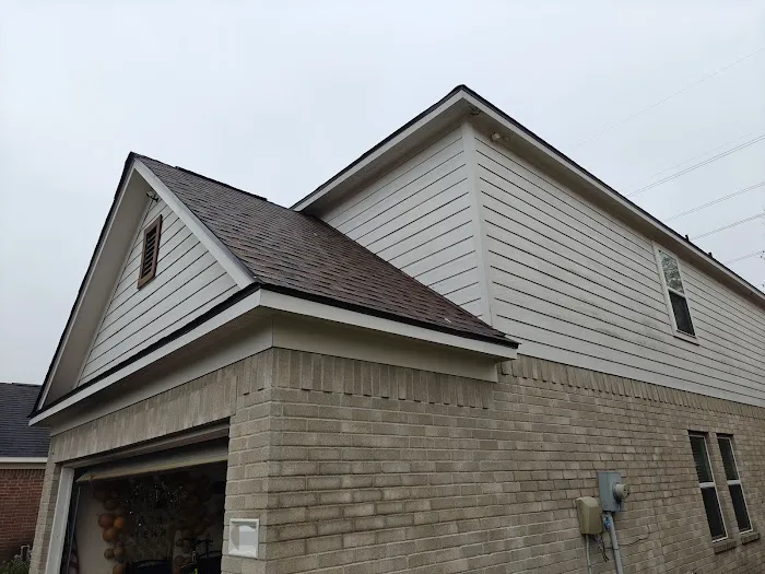 CAP Roofing and Construction LLC Picture 3