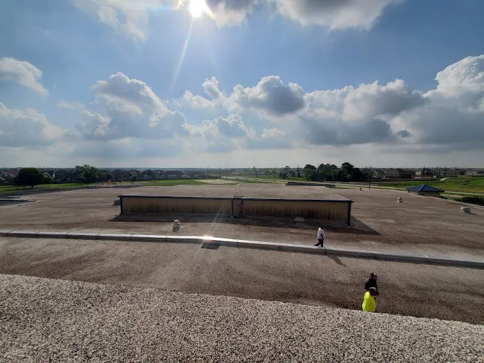 Gulf-Tex Roofing & Services LLC Picture 6