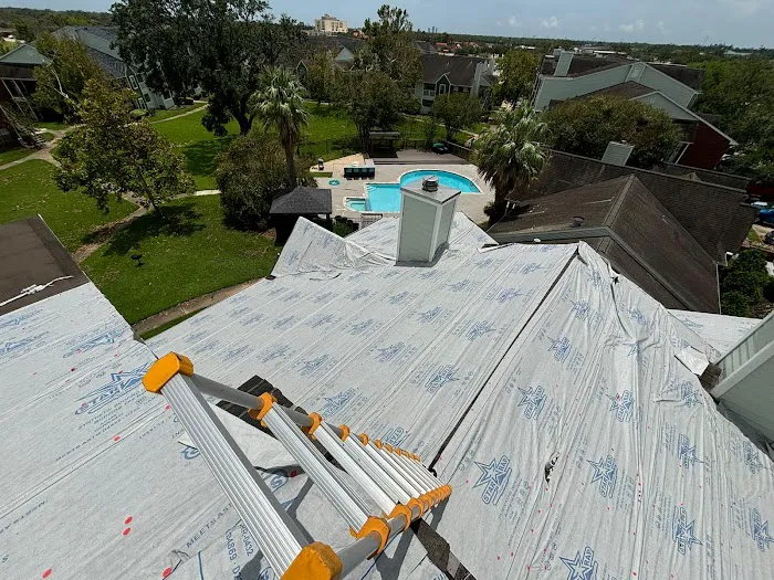 CNM Roofing Picture 10