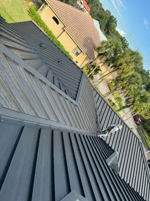 ESCOTO CONSTRUCTION LLC. Roofing Picture 9