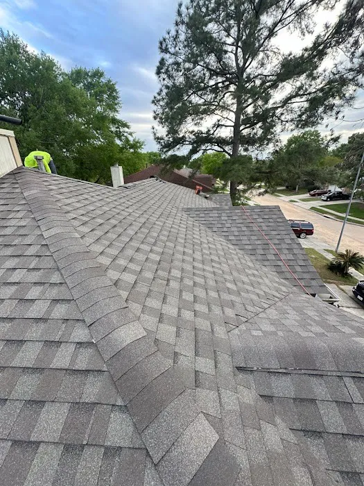 Super Roofer LLC Picture 4