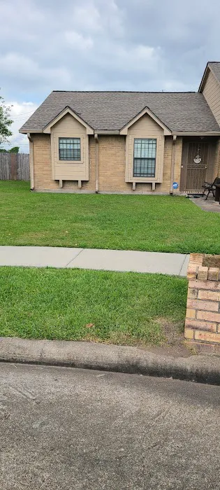 Ideal Roofing Picture 2