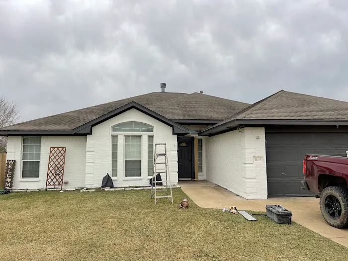 Clutch City Roofing & Siding Picture 2