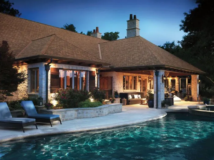 Quality Roofing and Contracting Picture 1