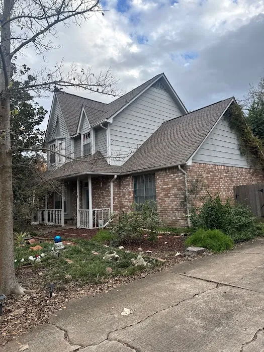 Universal Roofing & Restoration Picture 4