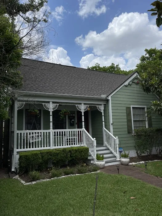 Legacy Roofing & Exteriors Picture 3