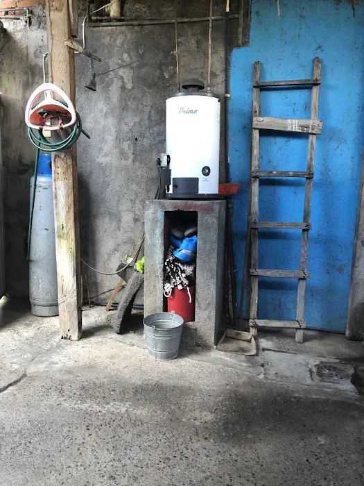 Gordon Roofing Company Picture 2