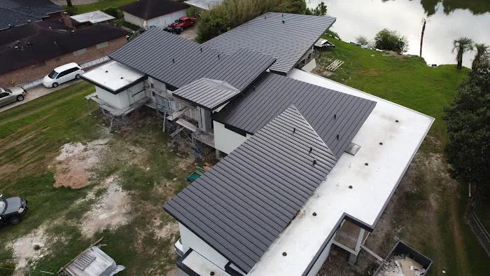 Houston Metal Roofers LLC Picture 1