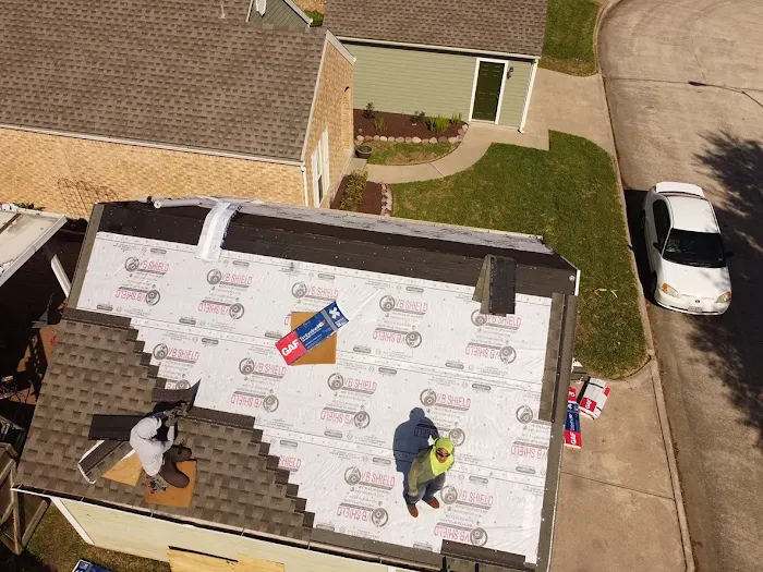 Texas Top Roofing & Siding Picture 1