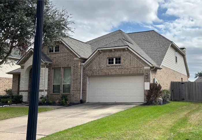 Royal Roofing & Construction of Texas Picture 8