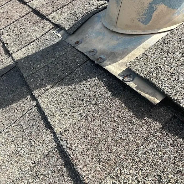 Randal's Roofing Picture 1