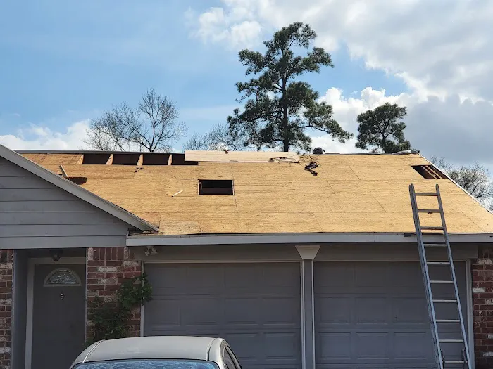 Edwards Enterprise Roofing Construction Picture 5