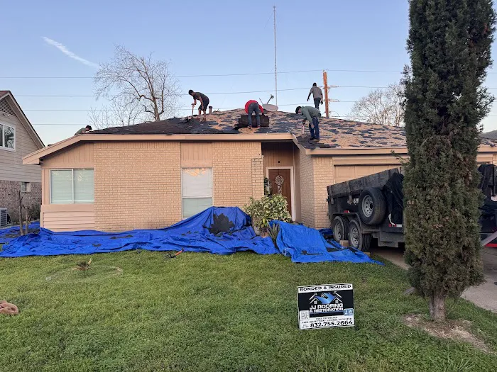 JJ Roofing & Restoration Picture 1