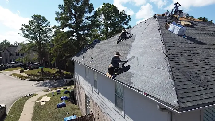 JJ Roofing & Restoration Picture 10