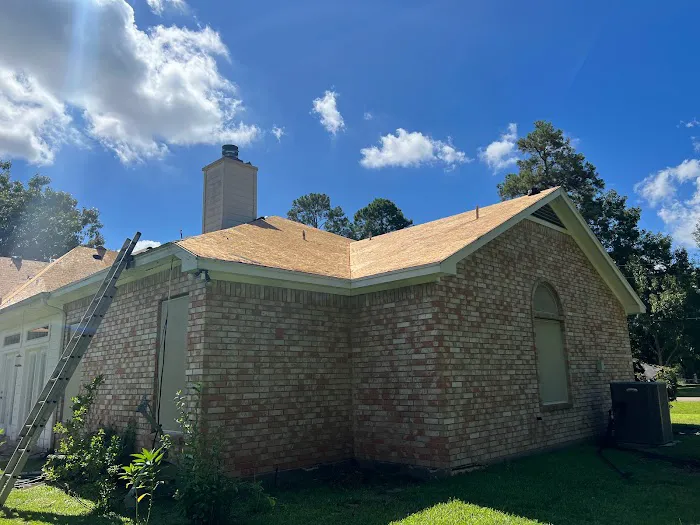 Universal roofing systems inc Picture 3