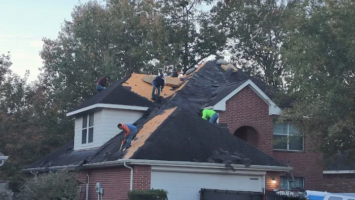 Down South Exteriors Picture 2