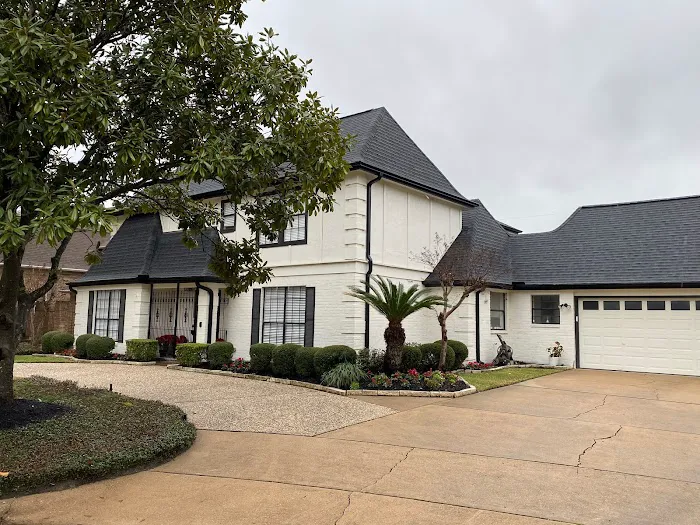 ELK Roofing Picture 3