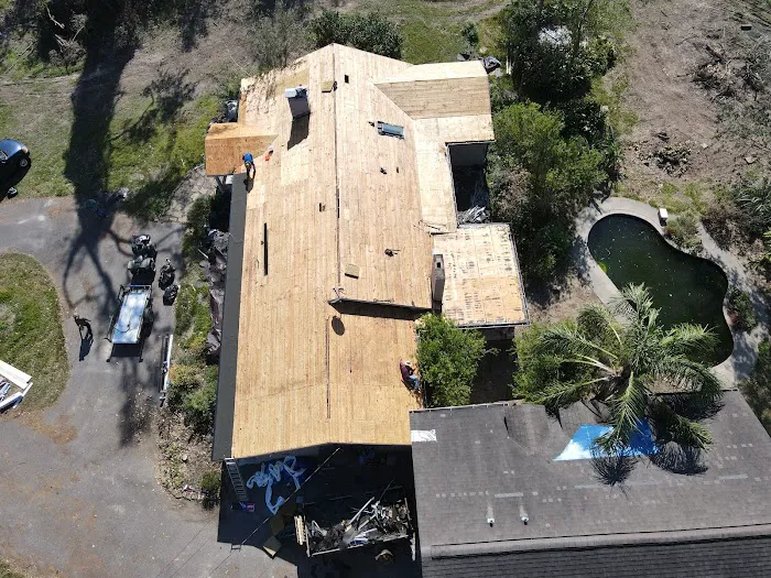 A&A roofing and repairs Picture 3