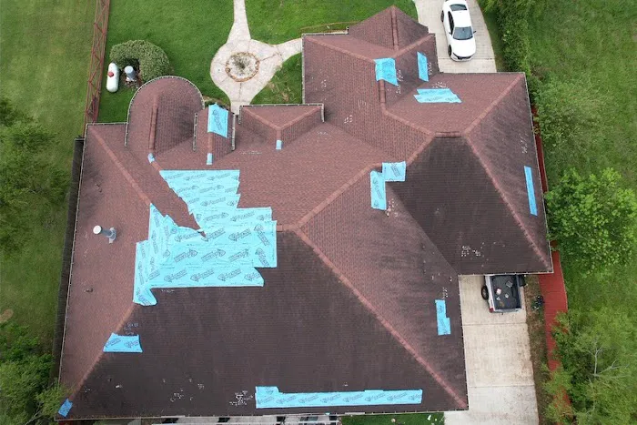 JLQ Roofing and Siding Picture 5