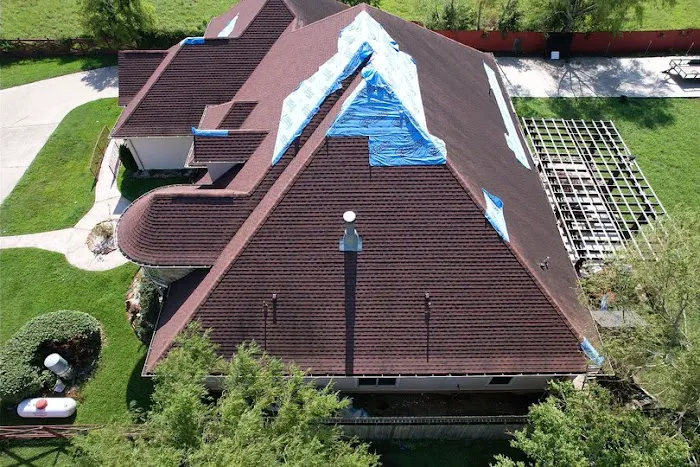 JLQ Roofing and Siding Picture 2