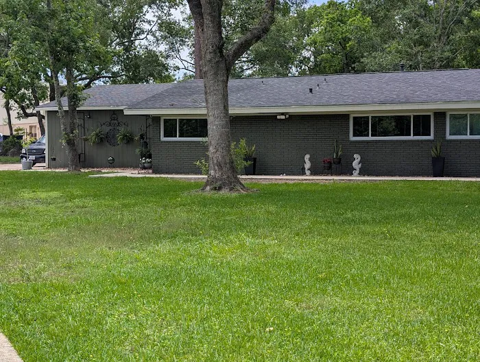 M&M Roofing, Siding & Windows Picture 8