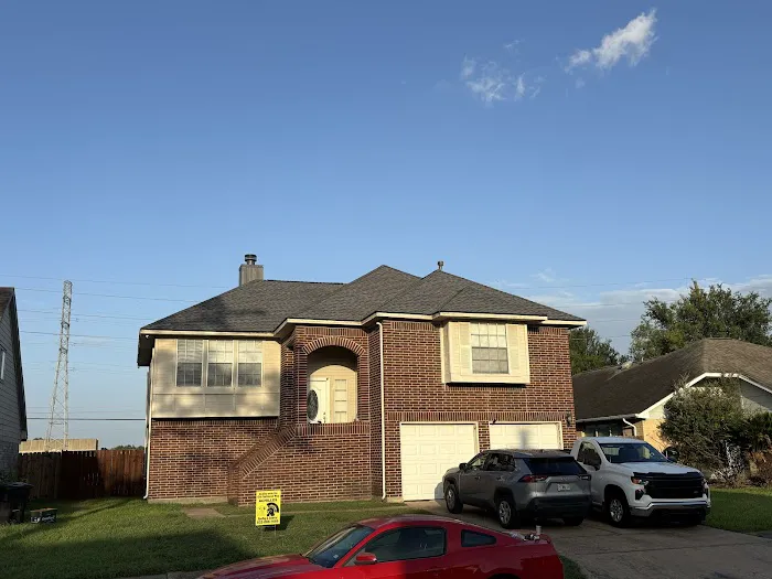 Achilles Roofing & Exteriors Picture 2