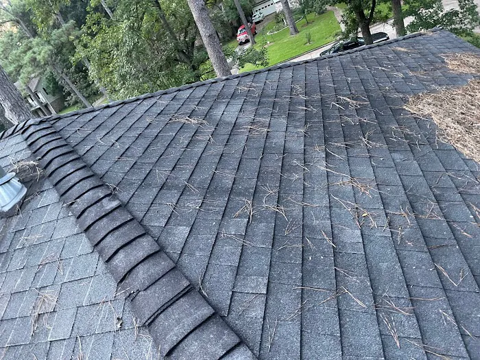 J&J Roofing Solutions LLC Picture 1