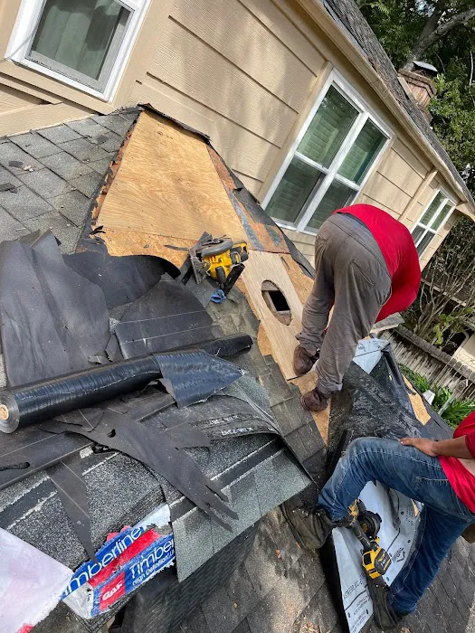 J&J Roofing Solutions LLC Picture 7