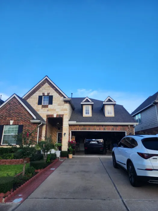 A Plus Roofing & Construction LLC Picture 2