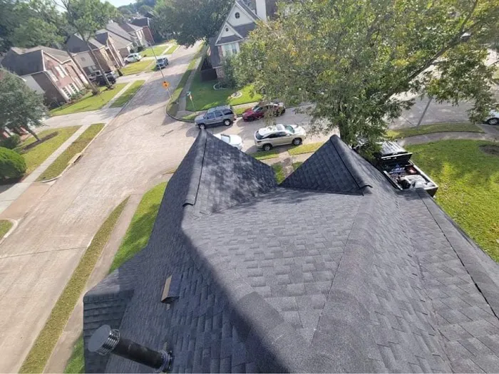 A Plus Roofing & Construction LLC Picture 6