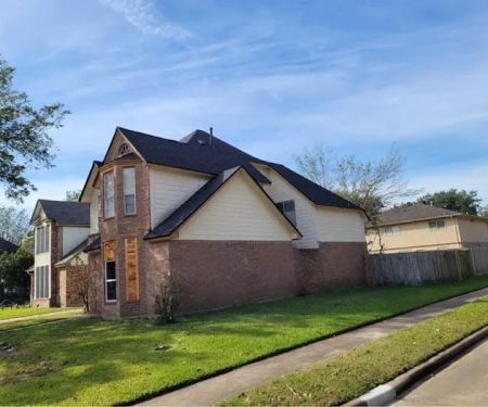 A Plus Roofing & Construction LLC