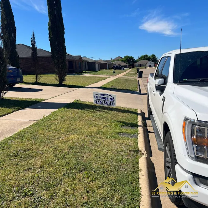 LE Roofing And Floorings Picture 3